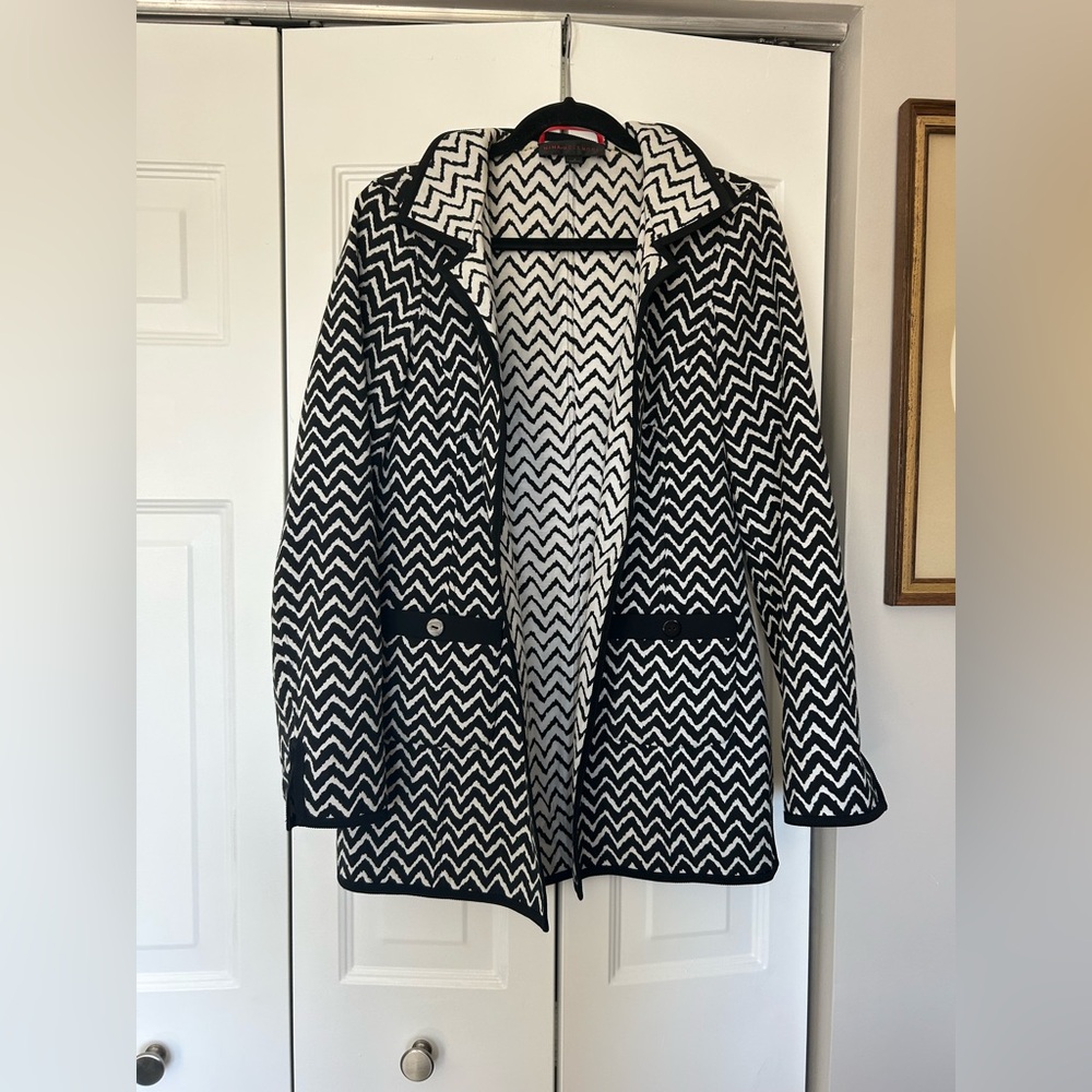 Nina Mclemore Women’s Sz 8 Artsy Black and White Zig Zag Suit Jacket Blazer